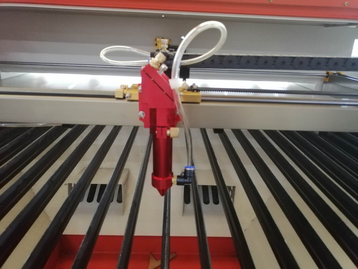 亞克力激光切割機介紹！